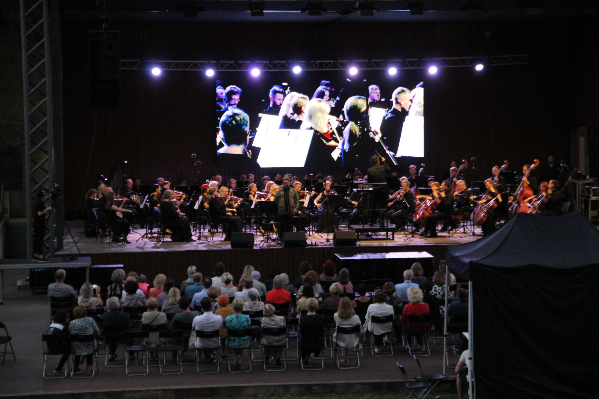 Molėtų vasaros estradoje – Lietuvos nacionalinio operos ir baleto teatro simfoninis orkestras