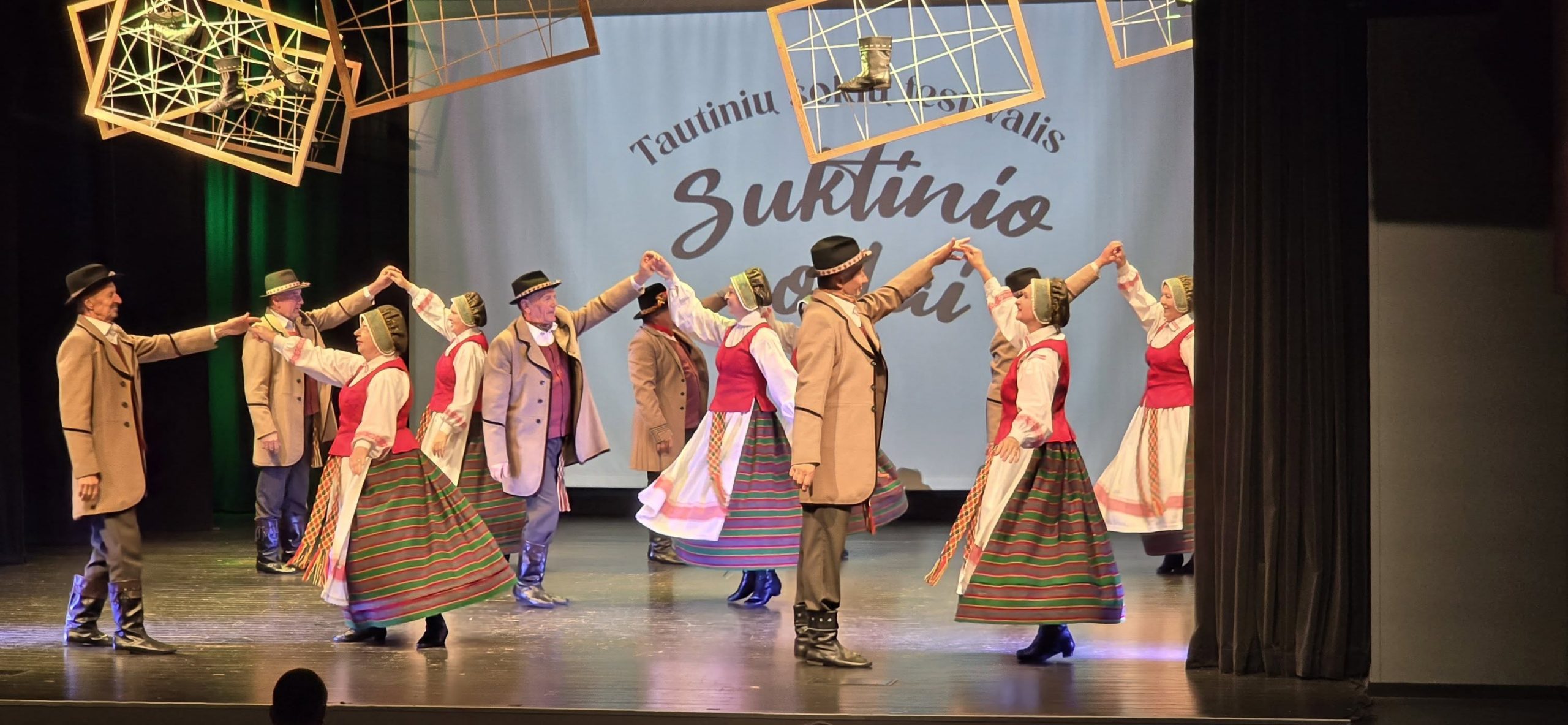 Tautinių šokių festivalis „Suktinio sodai“